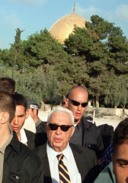 Ariel Sharon látogatása a Templom Dombon 2000. szeptember 28-án